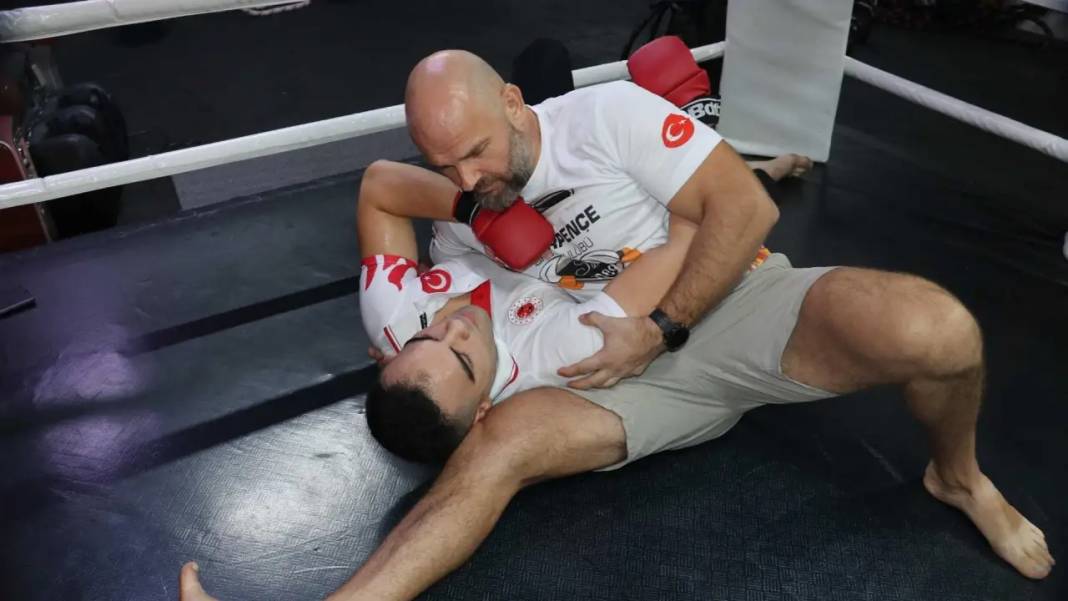 Antalya’da Dahiliye Doktoru Jiu-Jitsu Şampiyonu Oldu! 3